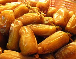 Deglet Noor Dates
